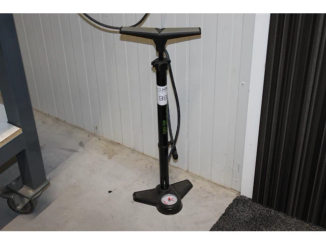 Fietspomp dresco vv drukmeter. - afbeelding 1 van  2
