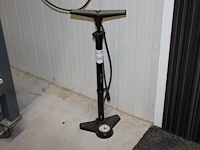 Fietspomp dresco vv drukmeter. - afbeelding 1 van  2