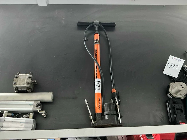Fietspomp - afbeelding 1 van  4