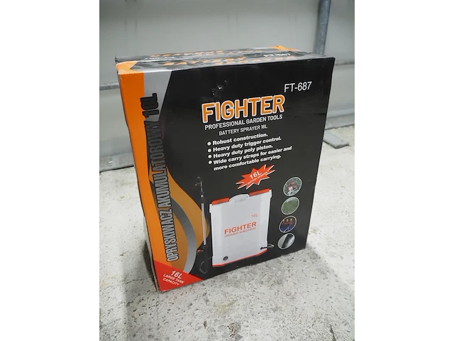 Fighter - afbeelding 3 van  8