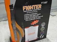 Fighter - afbeelding 3 van  8