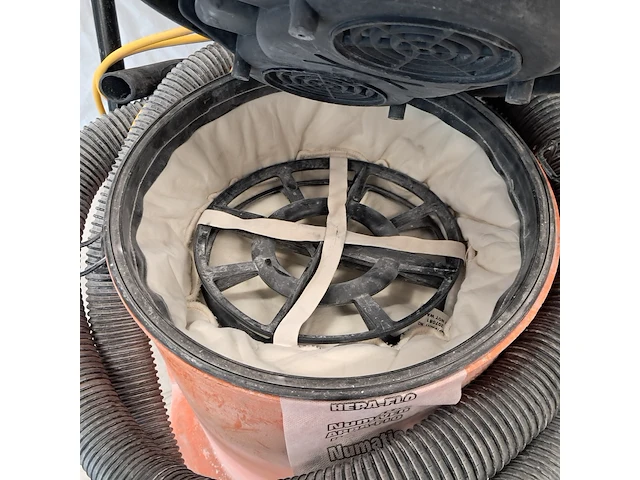 Fijnstofafscheider 230v numatic, ndd 900 a, bouwjaar 2015 - afbeelding 4 van  5