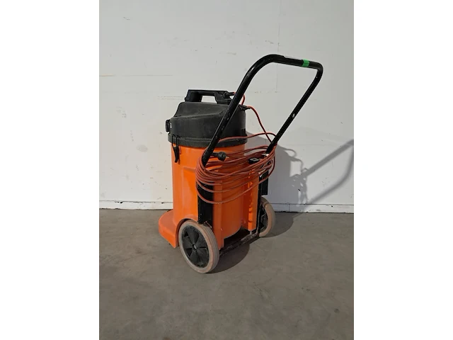 Fijnstofafscheider 230v numatic, ned 900 a, bouwjaar 2021 - afbeelding 6 van  13