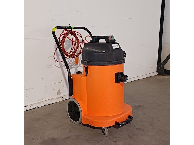 Fijnstofafscheider 230v numatic, ned 900 a, bouwjaar 2021 - afbeelding 1 van  9