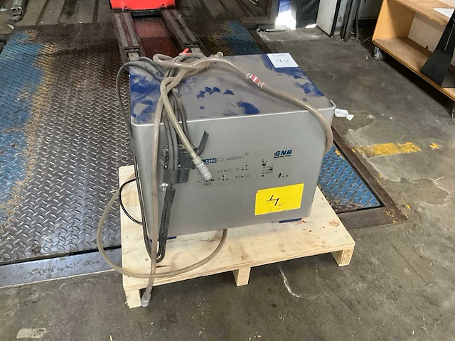 Filon classic acculader 24 volt - afbeelding 1 van  6