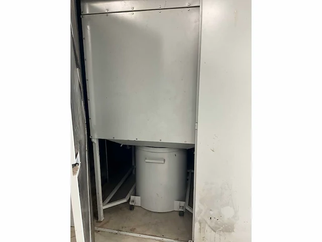 Filterafzuiginstallatie v.v. ombouw en besturingskast - afbeelding 2 van  8