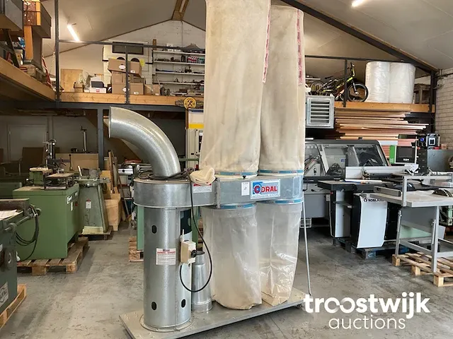Filterafzuiginstallatie - afbeelding 1 van  2