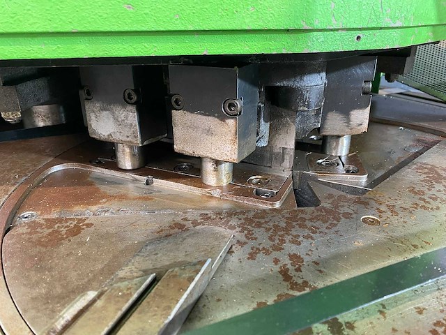 Fim - goal 206 - notching machine - 1998 - afbeelding 9 van  10