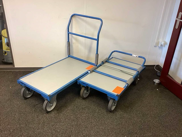 Fimm plateauwagen (2x) - afbeelding 1 van  6