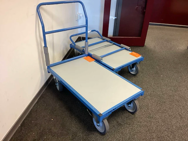 Fimm plateauwagen (2x) - afbeelding 3 van  6