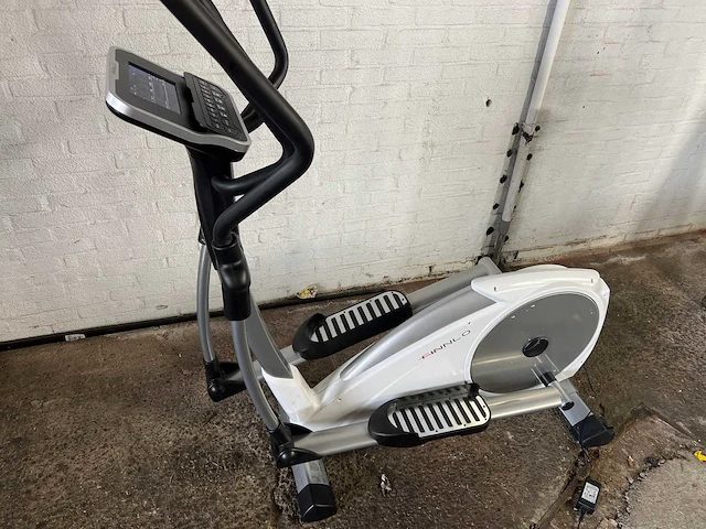 Finnlo loxon xtr iii - crosstrainer - gedetailleerde display - afbeelding 6 van  6