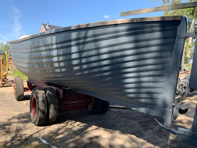 Finse reddingsloep met trailer - afbeelding 23 van  38