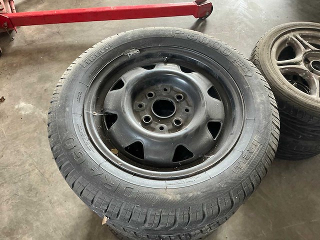 Firelli autoband met audi velg 185/60 r14 (4x) - afbeelding 3 van  8