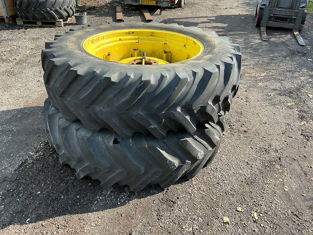 Firestone 18.4r38 radial 7000 band, wiel en velg (2x) - afbeelding 3 van  9