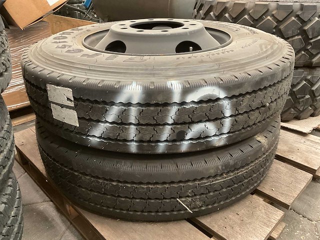 Firestone band (2x) - afbeelding 2 van  3