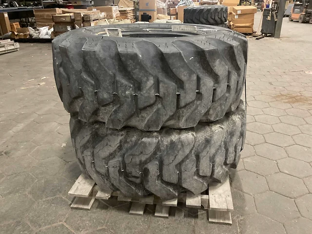 Firestone banden (2x) - afbeelding 2 van  3
