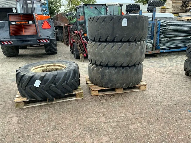 Firestone & michelin utility & xmci (4x) - afbeelding 1 van  10