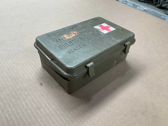 First aid kit box (2x) - afbeelding 1 van  4