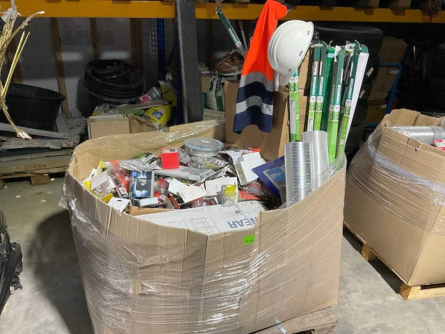 Fischer, showa, mack, keter, sam mixpallet bouwmaterialen - afbeelding 1 van  6