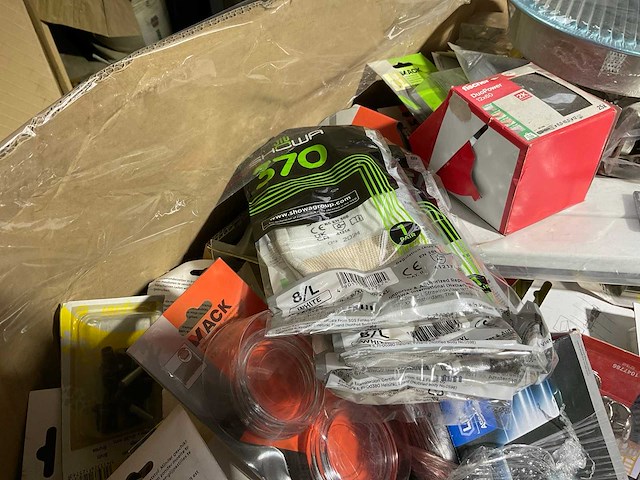 Fischer, showa, mack, keter, sam mixpallet bouwmaterialen - afbeelding 2 van  6