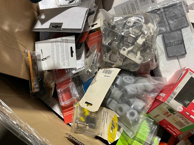 Fischer, showa, mack, keter, sam mixpallet bouwmaterialen - afbeelding 6 van  6