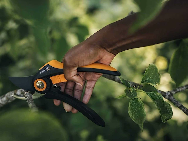 Fiskars - p521 - snoeischaar (4x) - afbeelding 4 van  4