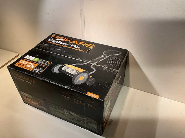 Fiskars staysharp plus grasmaaier - afbeelding 5 van  9