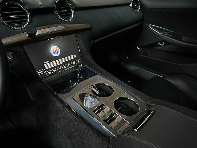 Fisker karma eco sport 2.0 l4 409pk 2012 - afbeelding 18 van  39