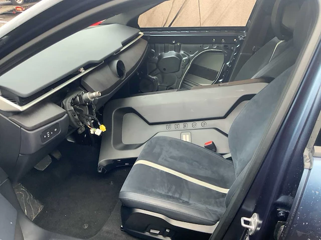 Fisker ocean personenauto (parts car) - afbeelding 7 van  24