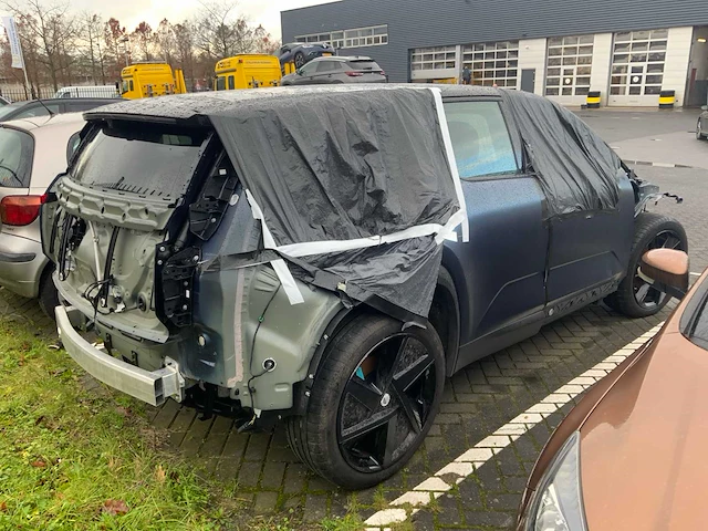 Fisker ocean personenauto (parts car) - afbeelding 18 van  24