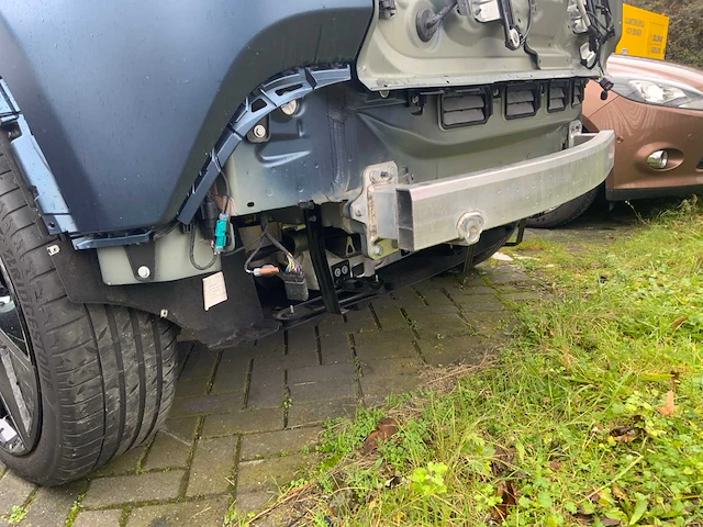 Fisker ocean personenauto (parts car) - afbeelding 22 van  24