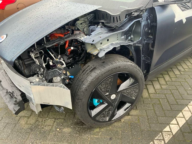 Fisker ocean personenauto (parts car) - afbeelding 23 van  24