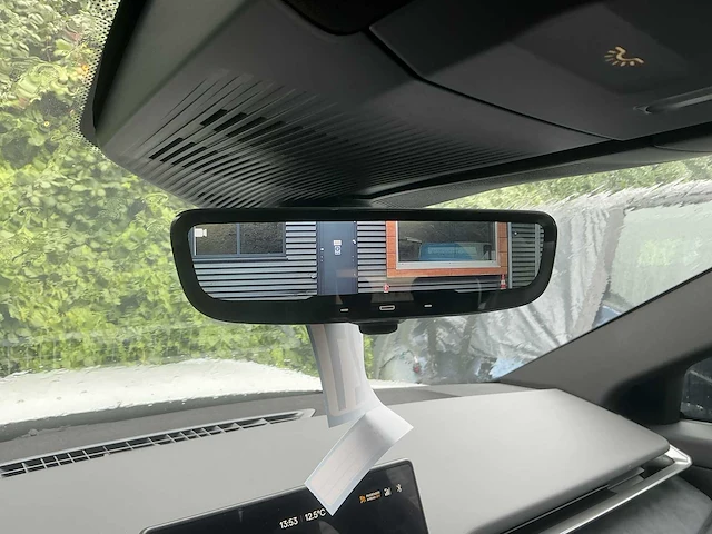 Fisker ocean personenauto (parts car) - afbeelding 27 van  39