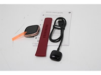 Fitbit versa 4 smartwatch beet/copper rose - afbeelding 5 van  6