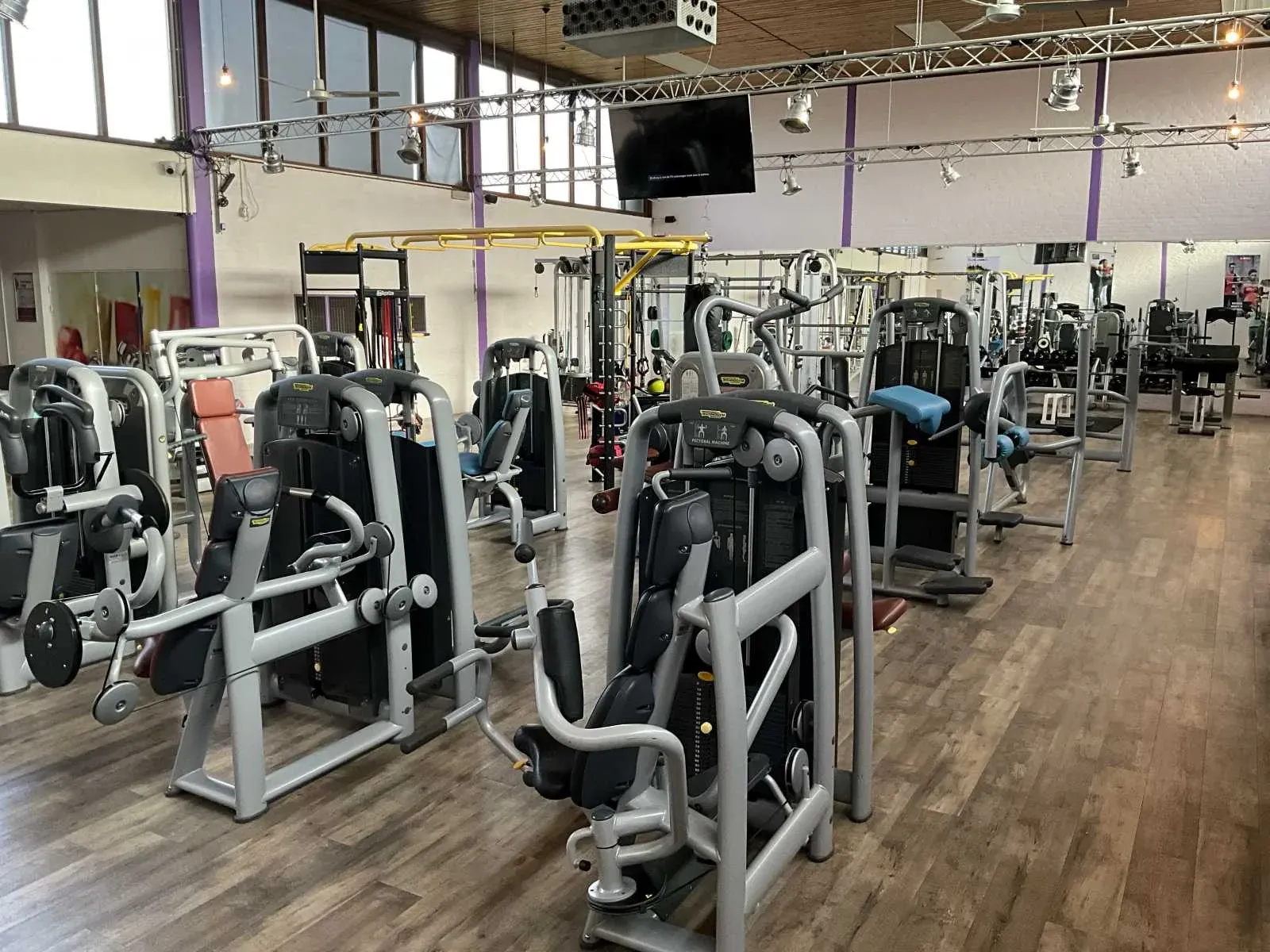 Fitnessapparatuur en inventaris fit25 numansdorp