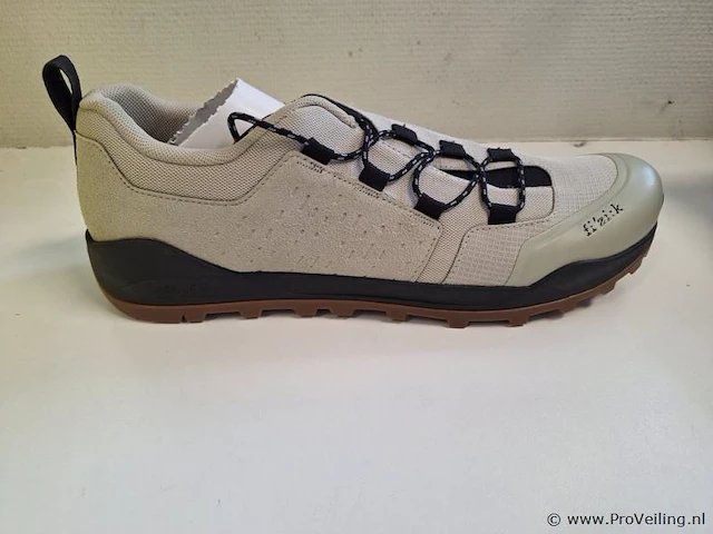 Fizik mtb fietsschoenen model terra ergolace x2 | kleur beige/zwart | maat 48 - afbeelding 2 van  7