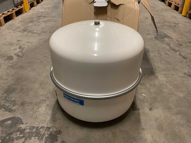 Flamco airfix a 80l expansievat - afbeelding 1 van  3