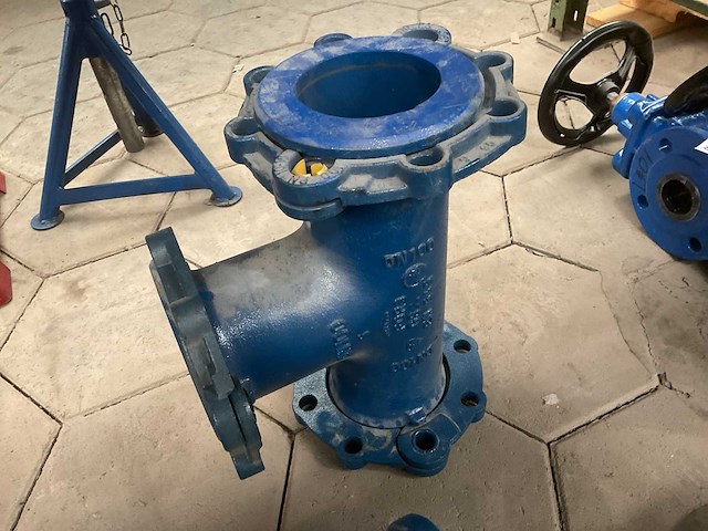 Flange tee fitting - afbeelding 1 van  2