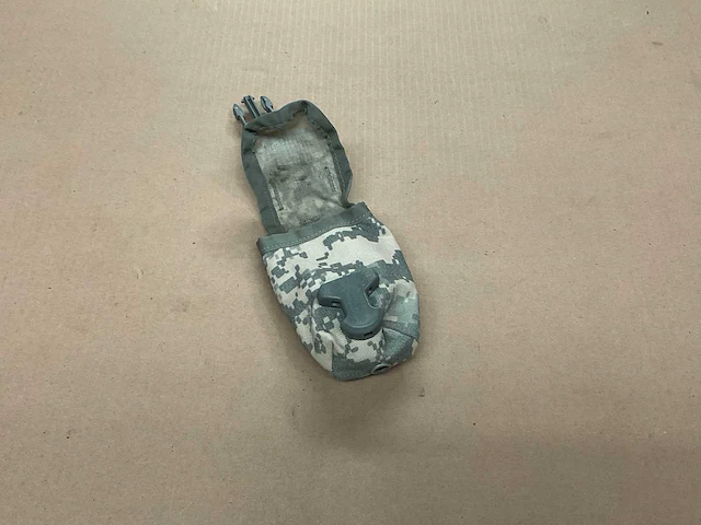 Flash bang grenade pouch (16x) - afbeelding 1 van  3