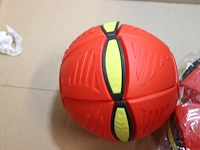 Flat speel bal 1x rood - afbeelding 7 van  7