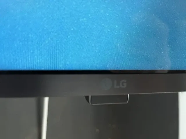 Flatscreen lg incl beugel - afbeelding 3 van  5
