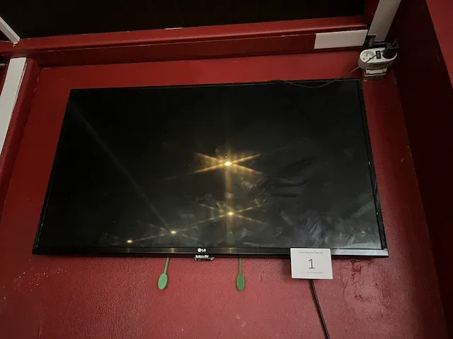Flatscreen tv lg - afbeelding 1 van  3