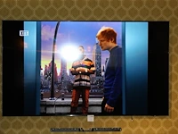 Flatscreen tv samsung 85 inch met muurbeugel en afstandsbediening