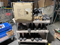 Fleece vesten en werkschoenen - afbeelding 1 van  30