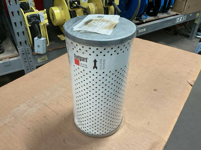 Fleetguard 19207 lf-516-38a fluid filter (96x) - afbeelding 1 van  5