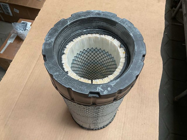 Fleetguard af25960 air filter (8x) - afbeelding 4 van  6