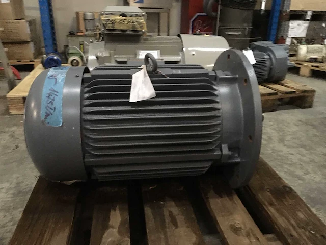 Flender himmel elektromotor - afbeelding 4 van  5