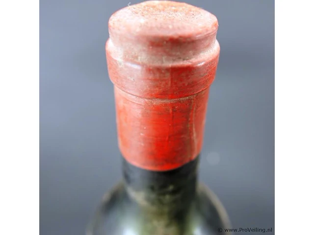 Fles chateau lescadre grande vins de bordeaux-blaye-1961 - afbeelding 3 van  4