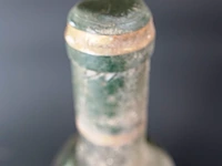 Fles wijn als op foto's - afbeelding 3 van  4