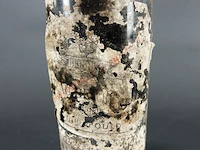 Fles wijn als op foto's - afbeelding 2 van  4